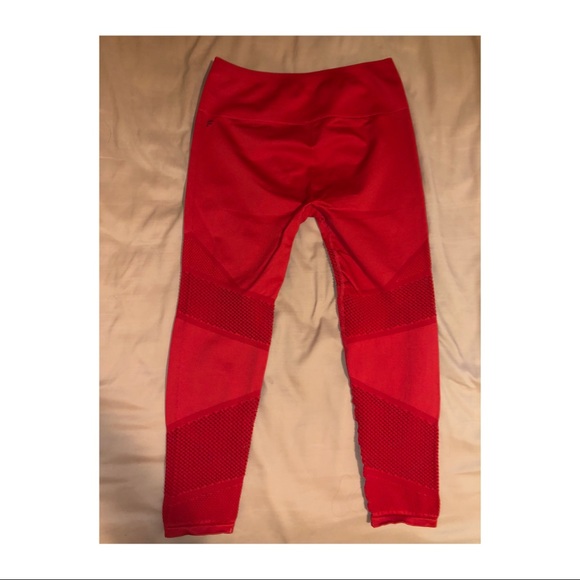 FABLETICS “MOSAIC HIGH-WAISTED 7/8” LEGGINGS - Picture 2 of 3